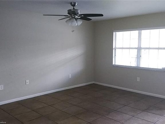 3rd image of 604 Jupiter Ave NW