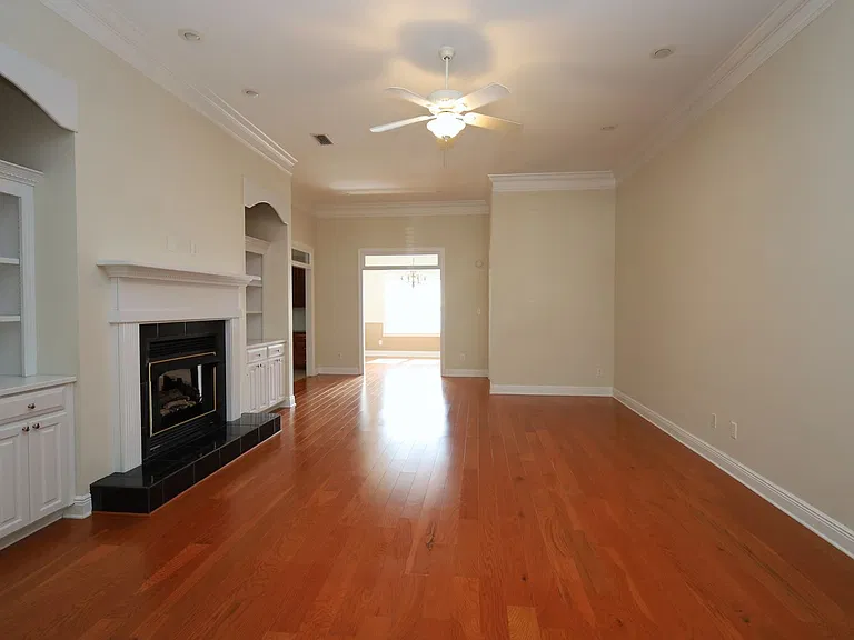 3261 Jordan Way — Photo 3