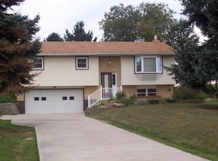 198 Boston Rd, Nashport, OH 43830