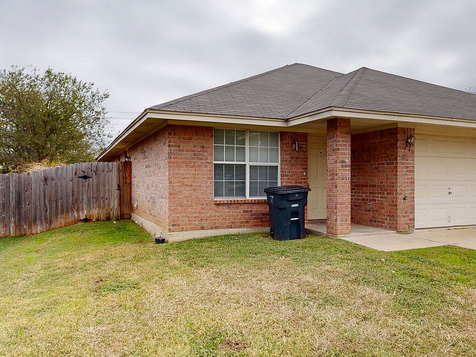 1st image of 1406 Van Zanten Ct #A