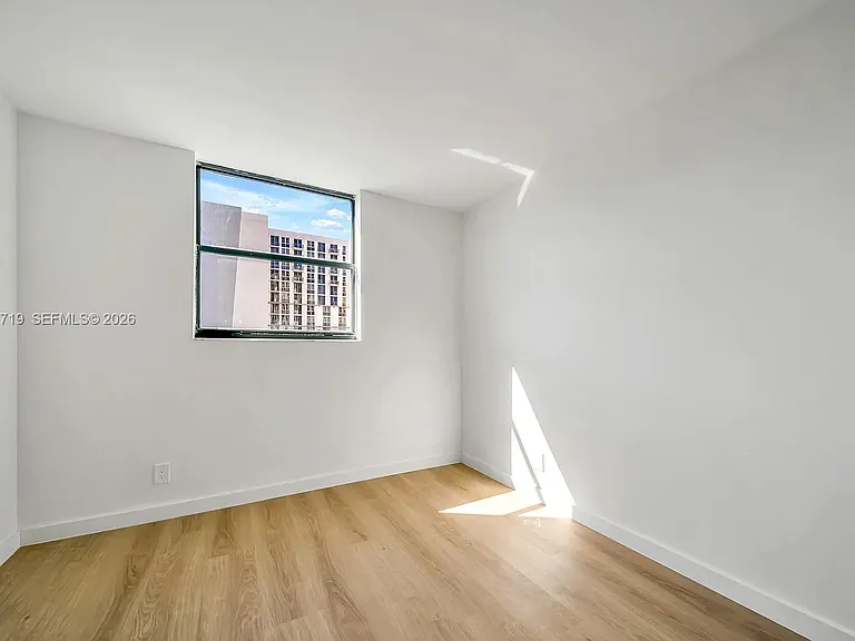 501 SW 1st St #502 — Photo 20
