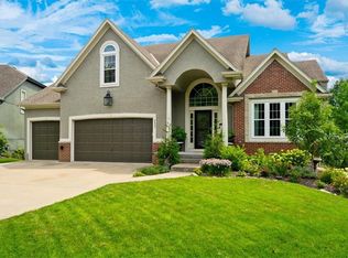 5427 W 161st Ter, Overland Park, KS 66085