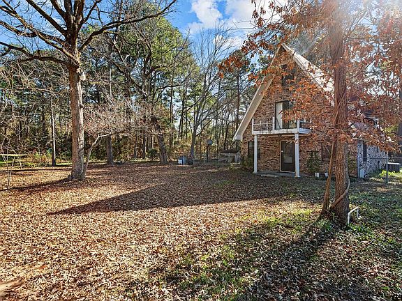 3rd image of 129 Ella Ln