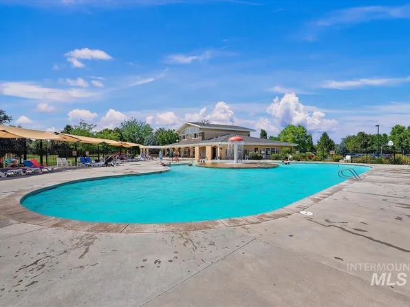 9637 W Stonewood Dr, Boise, ID 83709