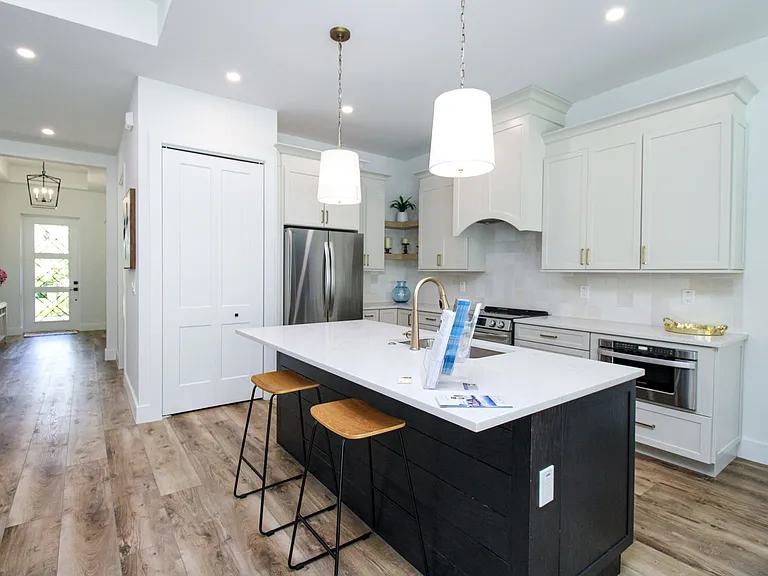7968 Cordoba Pl — Photo 11
