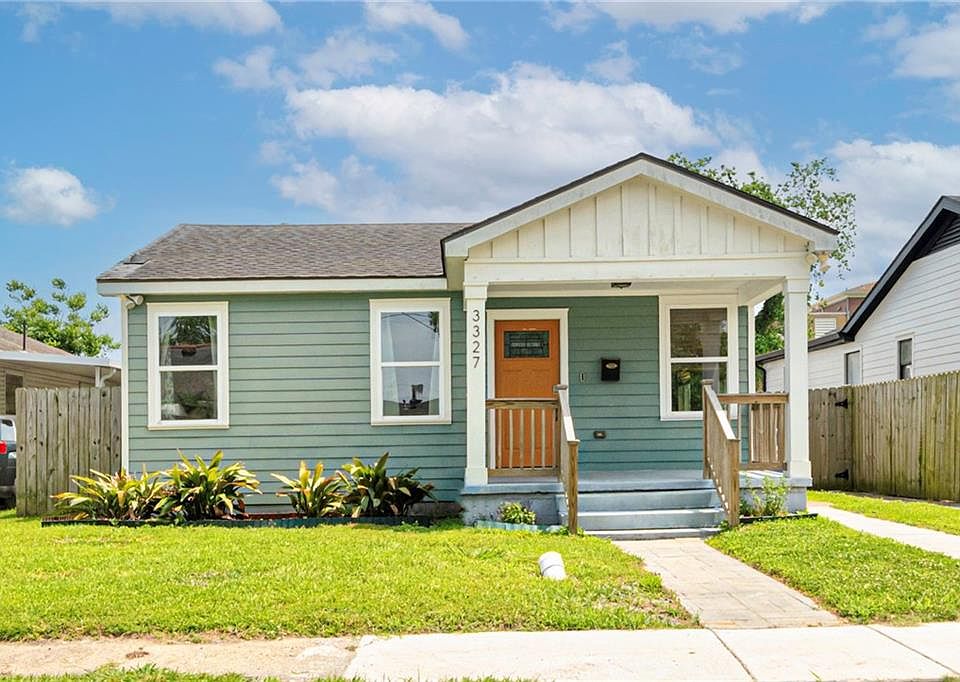 1st image of 3327 Mistletoe St