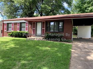 1729 Dowd Dr, Saint Louis, MO 63136