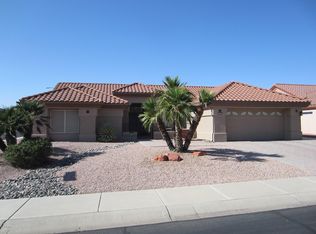 16032 W Falcon Ridge Dr, Sun City West, AZ 85375