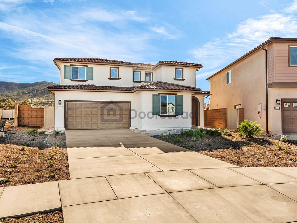 1st image of 33375 Celadon Ave