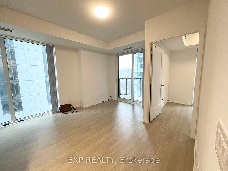 8 Widmer St #1905 — Photo 11