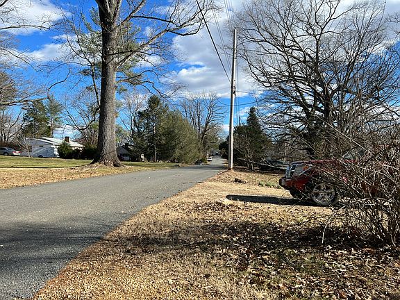 5th image of 4809 Old Dominion Dr