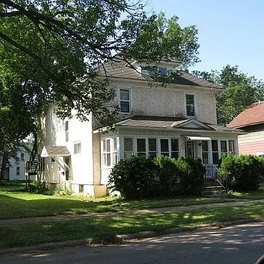 815 McIntosh St — Photo 1