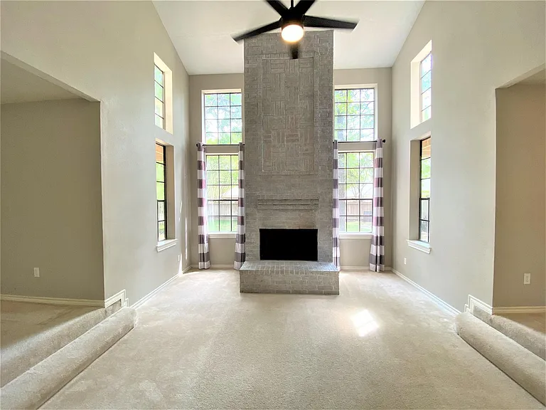 12303 Longfellow Dr — Photo 5