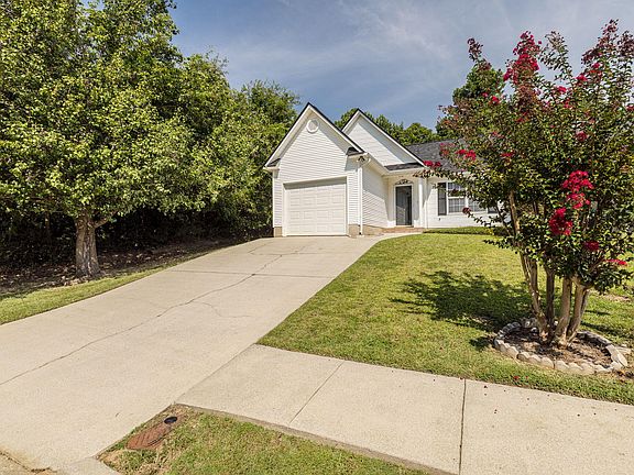 2nd image of 4437 Summerlin Drive