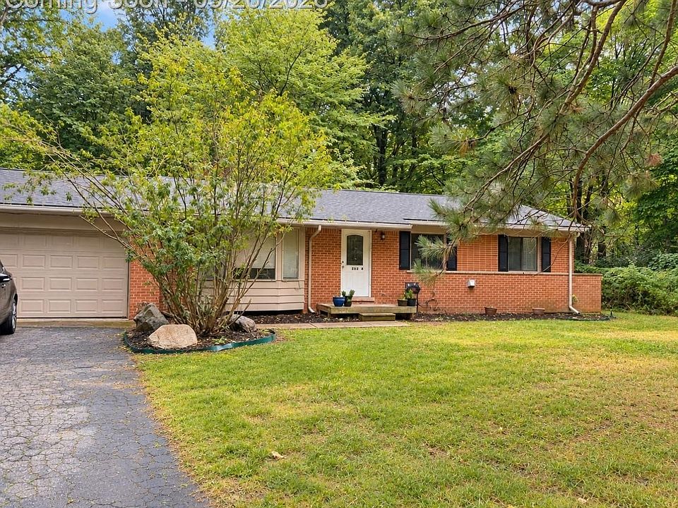 1st image of 25263 Muerland Rd