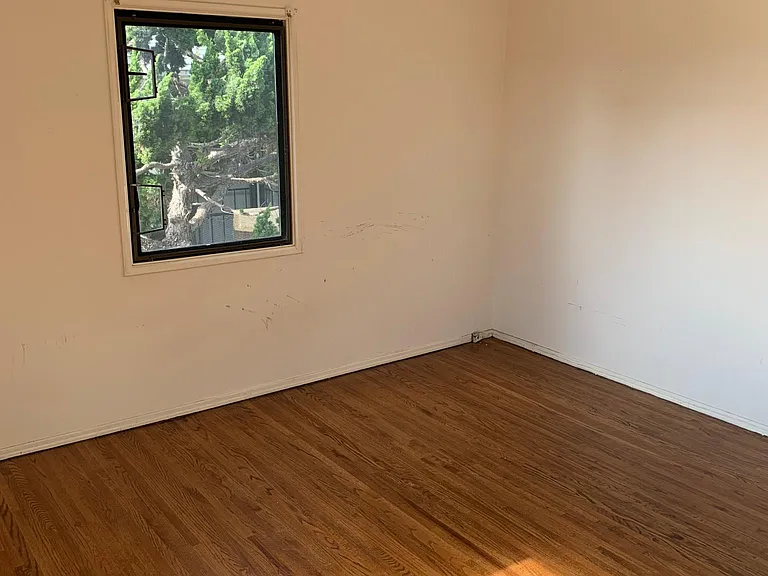 7045 1/2 W Manchester Ave #2 — Photo 8