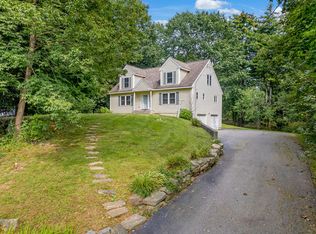 28 Riverbend Rd, York, ME 03909