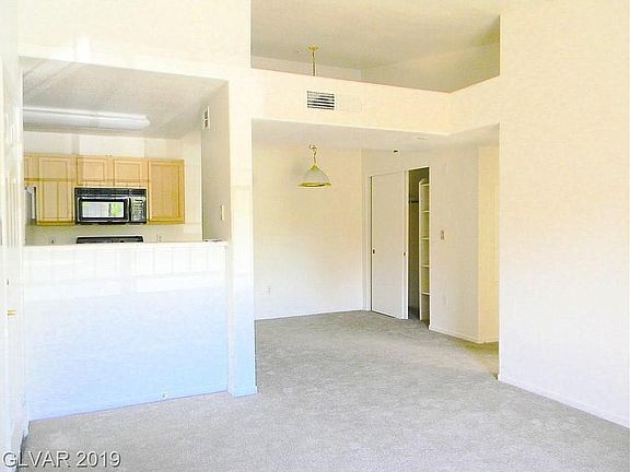 5th image of 950 Seven Hills Dr APT 726