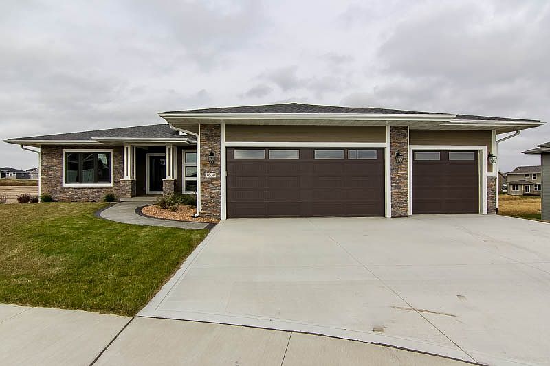 1st image of 9539 Rushbrook Dr