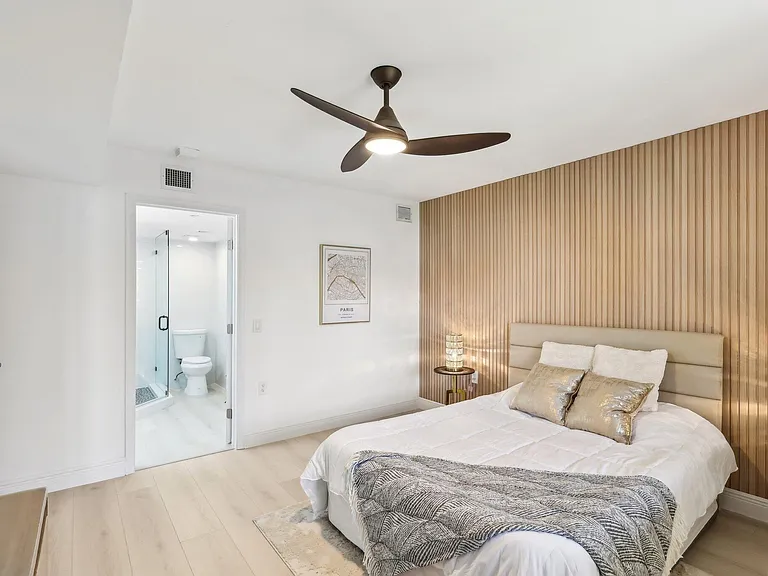 1601 Marina Isle Way #101 — Photo 12