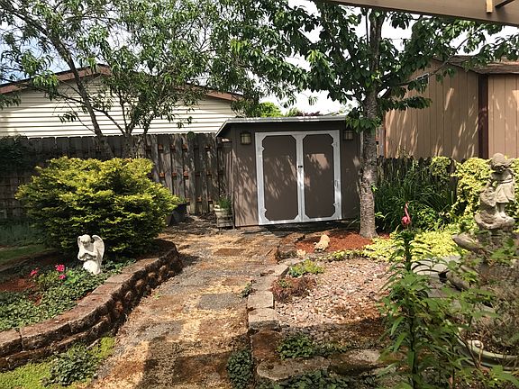 4th image of 14204 NE 10th Ave