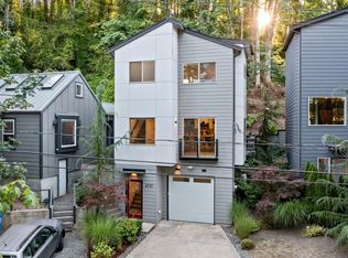 6737 25th Ave SW, Seattle, WA 98106