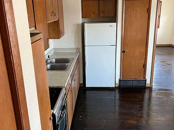 5th image of 307 30th Street Dr SE APT 1