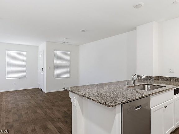 5th image of 341 Summer Sparrow Ave