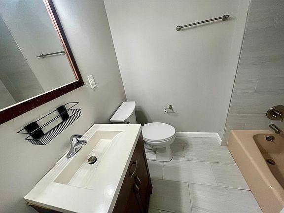 5th image of 14B Mayberry Dr Unit 8