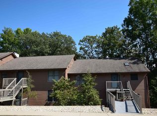 9453 S Pointe Retreat Dr, Bloomington, IN 47401