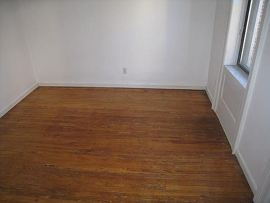 3rd image of 31-34 30th St #3A