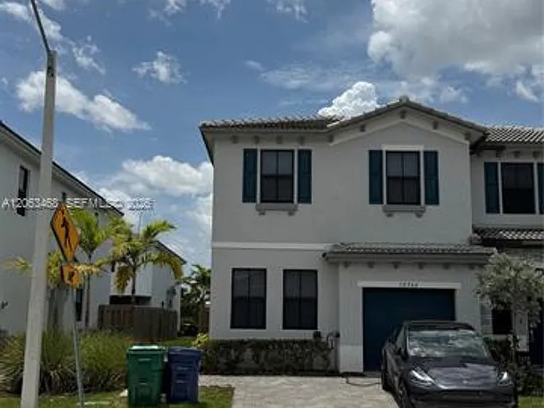 12944 SW 286th Ter #Townhouse 12944 — Photo 3