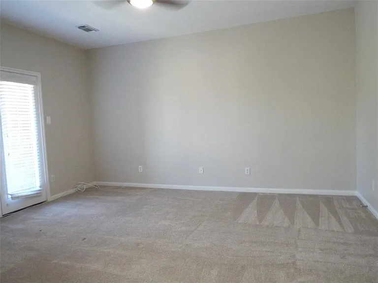 11400 W Parmer Ln #27 — Photo 11