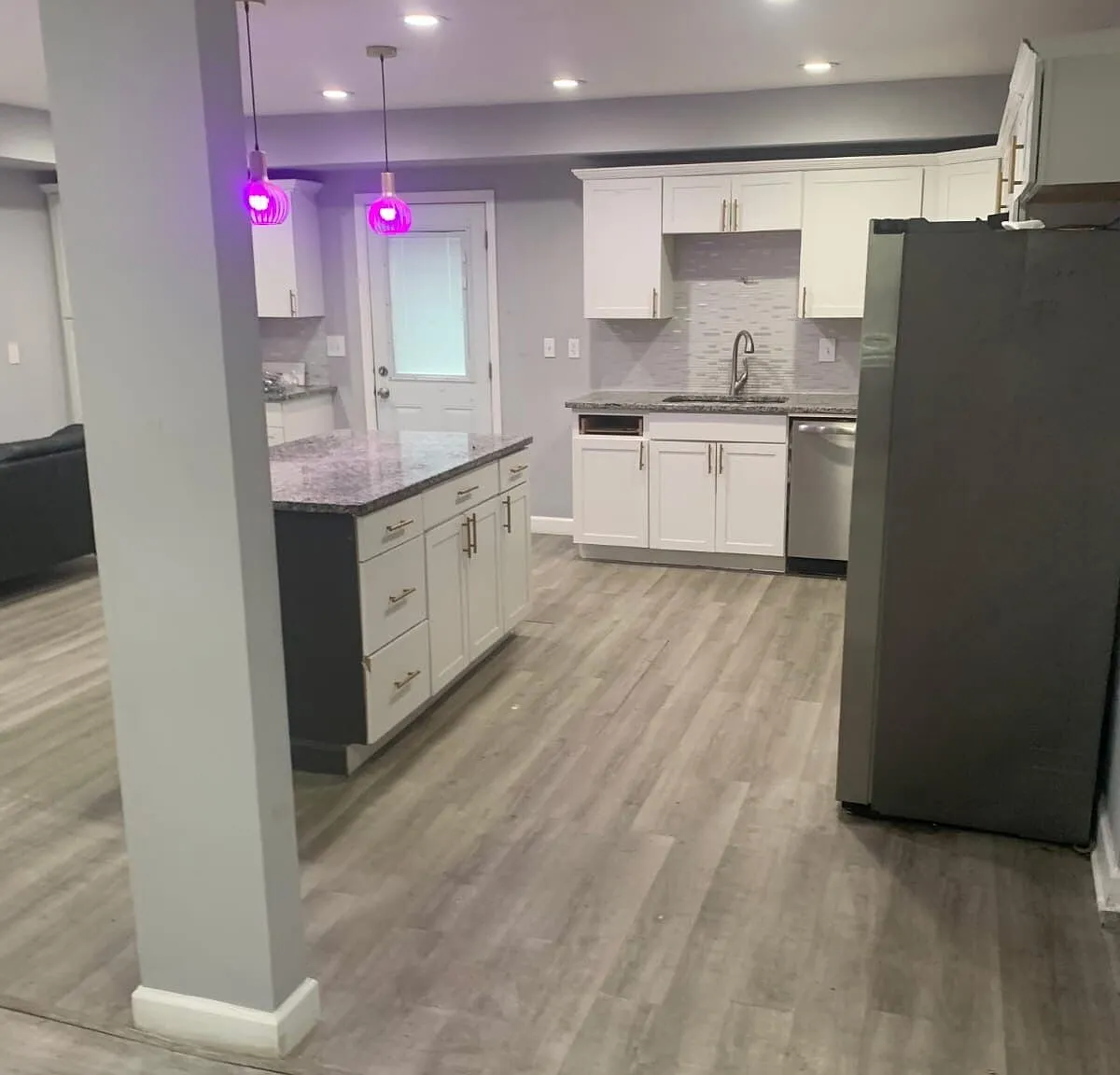 5 bed, 4.0 bath, 3781 sqft, $2,800 — Photo 4