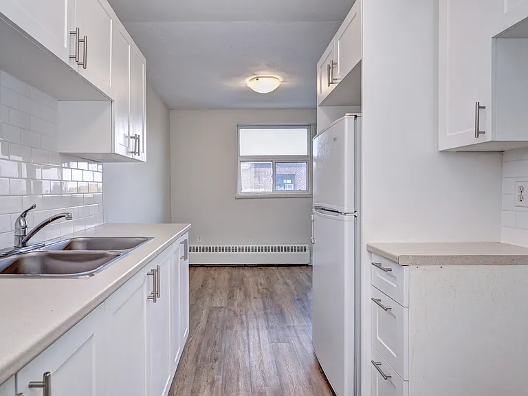 85 Willow Rd — Photo 12