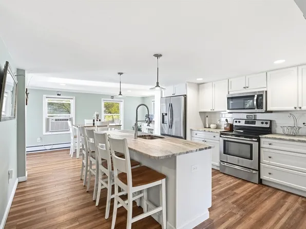 34 Glenvale Ave, Billerica, MA 01821