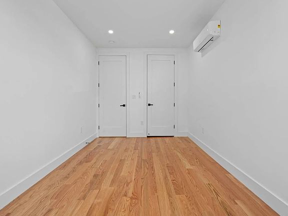 2nd image of 597 Ashfield St #2