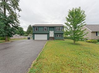 209A Valley Rd, Schenectady, NY 12309