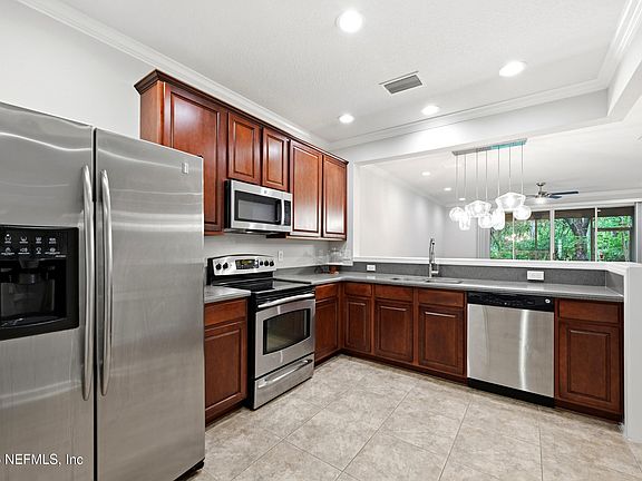 4th image of 11247 CAMPFIELD Circle