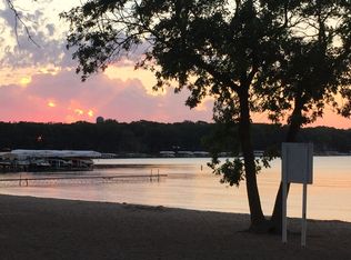 1517 Shaw Ave, West Okoboji, IA 51351