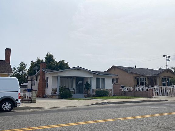 3rd image of 969 W Summerland Ave