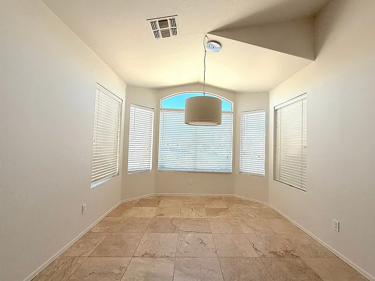 8757 E Avalon Dr — Photo 14