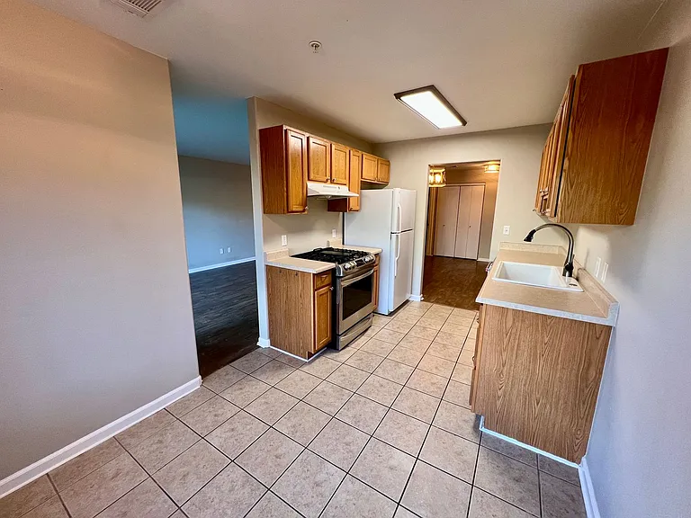 790 Castle Valley Blvd #A — Photo 8