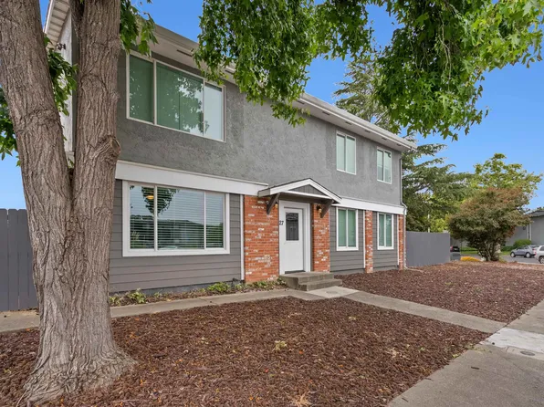 27 Panorama Dr, Vallejo, CA 94589