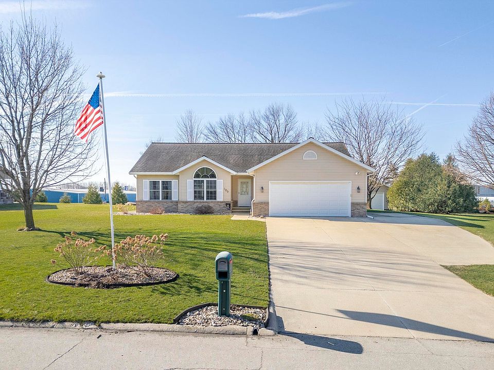 1st image of 109 Meadow Lane Dr