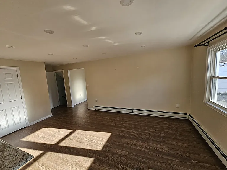 1230 Smyth Rd #2 — Photo 5