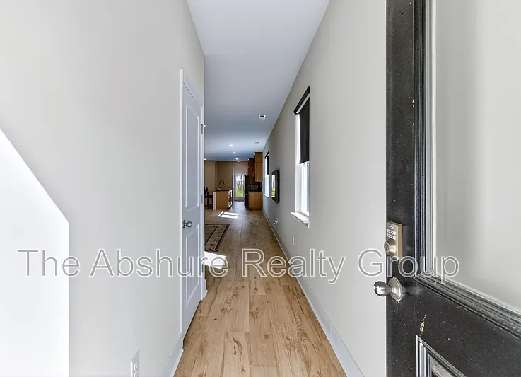 806 Dorset Stream Dr — Photo 3