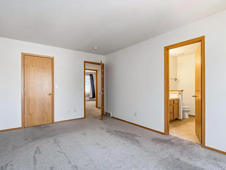 1857 Winchester Ct — Photo 12