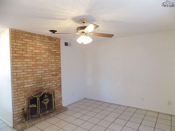 2nd image of 4608 Court De Casita APT 1