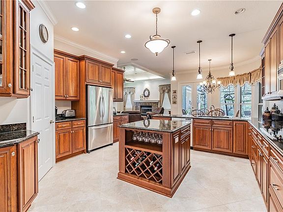 5th image of 10110 Bell Creek Dr